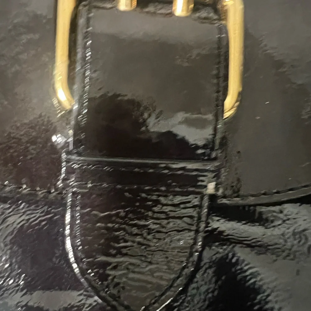 Dooney & Burke Black Patent Leather Handbag HP - Picture 6 of 14
